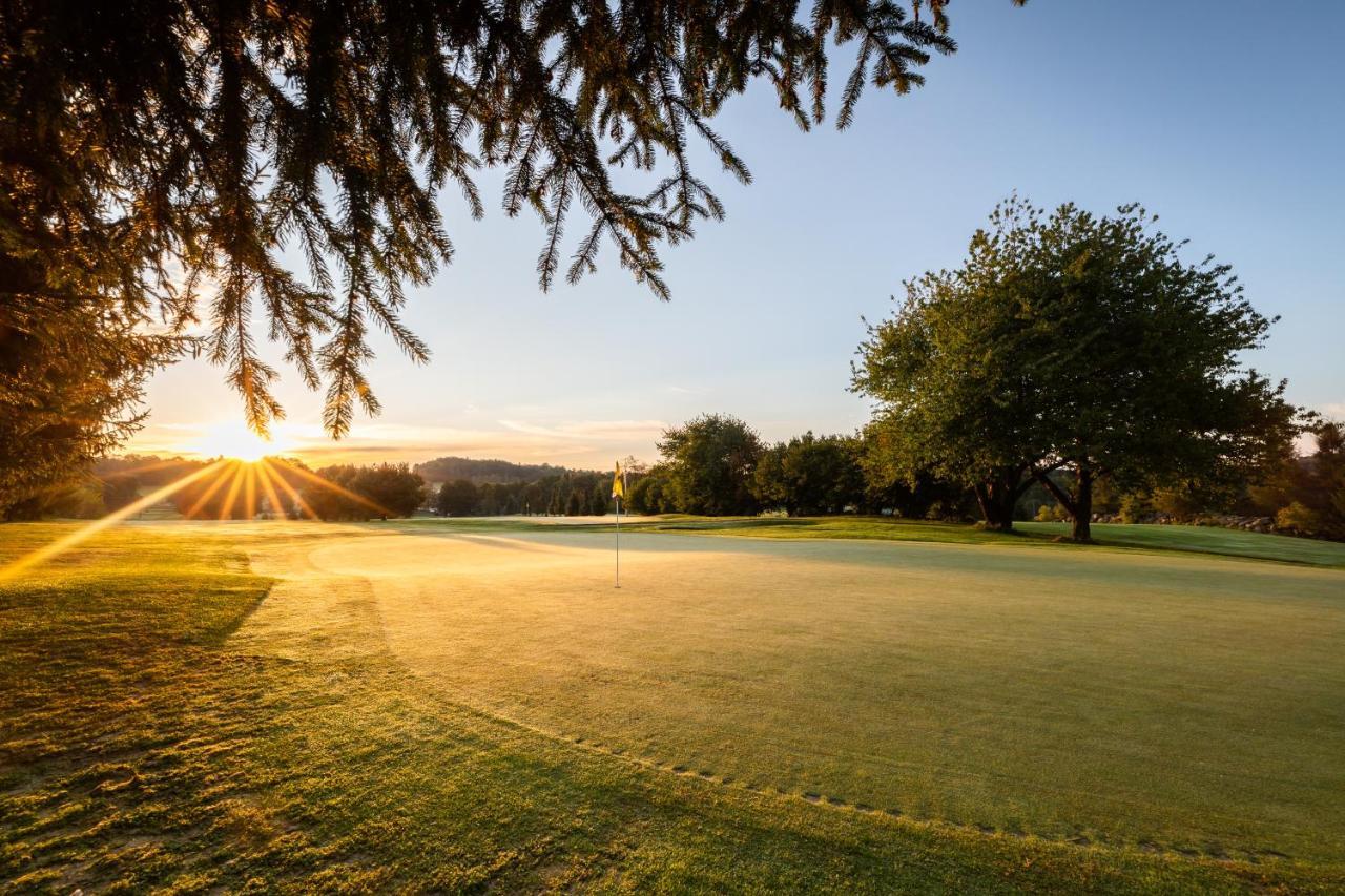 Golf Certovo Bremeno Hotel Jistebnice Exterior photo