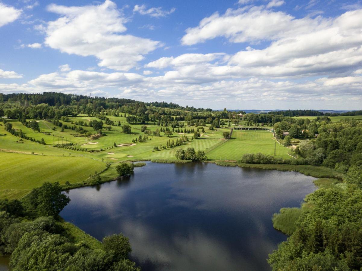 Golf Certovo Bremeno Hotel Jistebnice Exterior photo